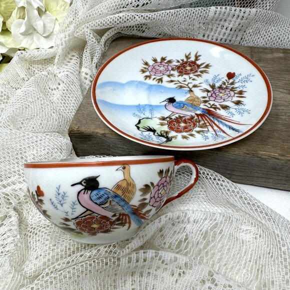 Hand-Painted Vintage Porcelain Tea Cup & Saucer Set With Bird & Floral Design - Picture 6 of 9